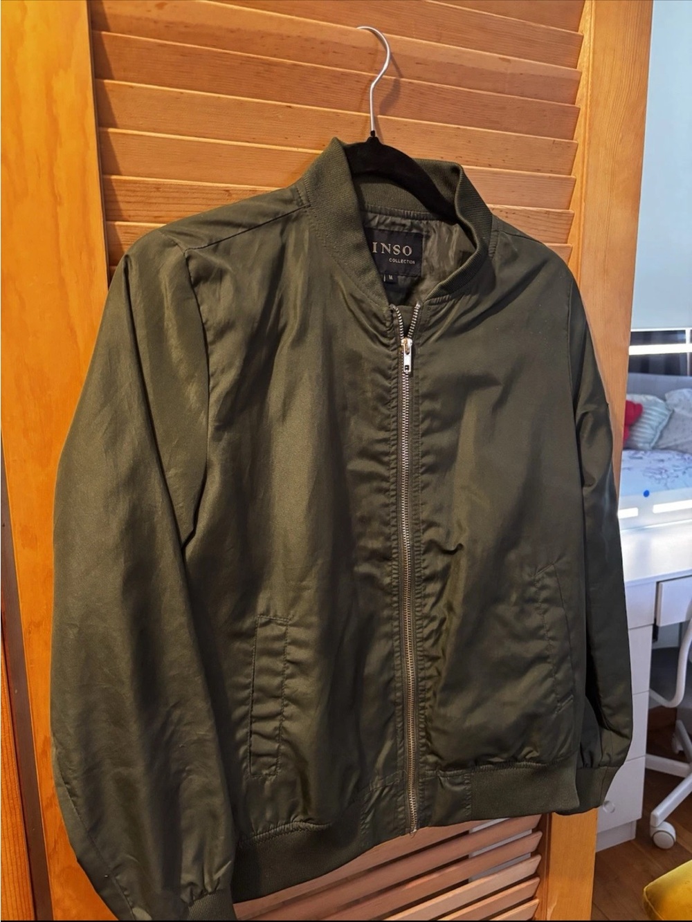 INSO Olive Green Women's Bomber Jacket - Classic Zip Front